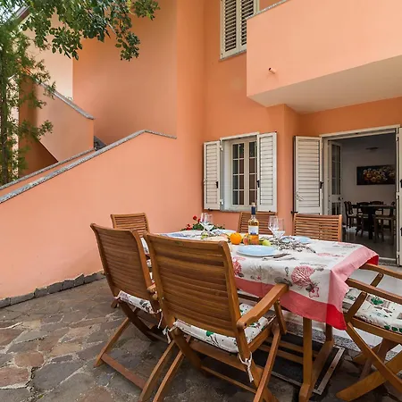 Il Carrubo Villa *