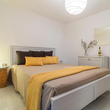 Il Carrubo 빌라 칼라고노네